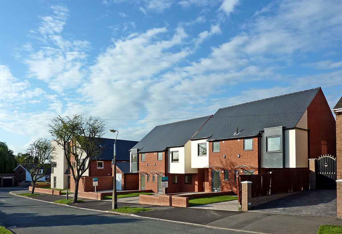 Photo of some new build houses in Wolverhampton.