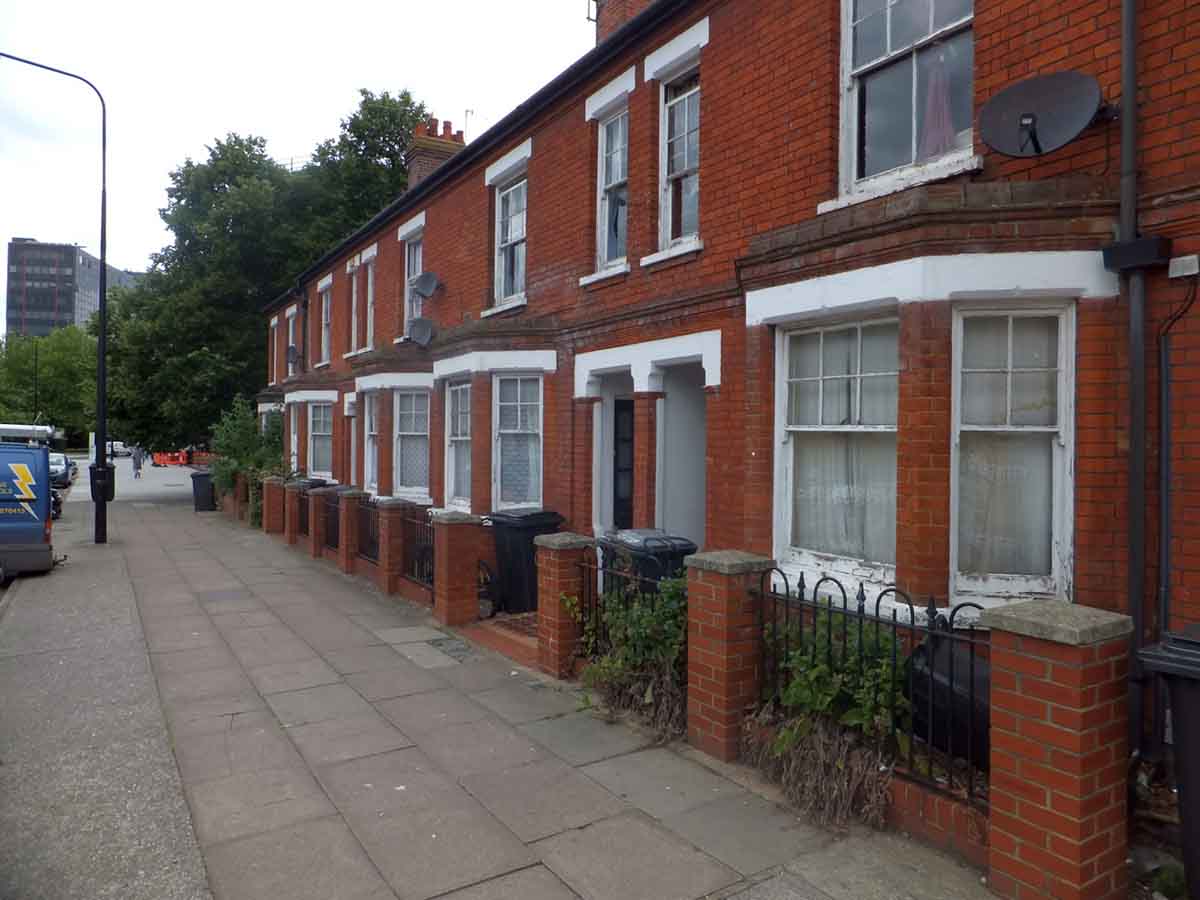 Repossessed houses for sale in Ipswich, Suffolk. Photo © David Smith (cc-by-sa/2.0)