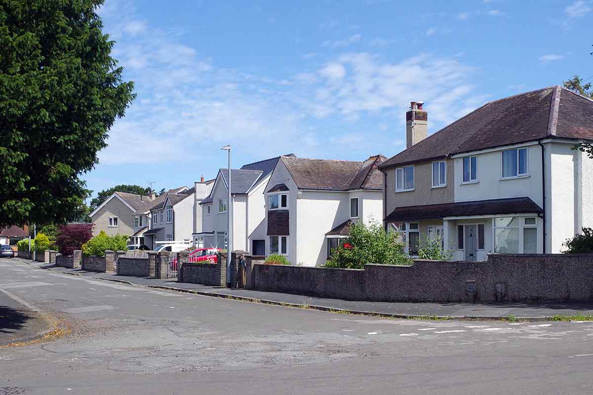 Repossessed houses for sale in Llandudno, Conwy, Wales. Photo © Stephen McKay (cc-by-sa/2.0)