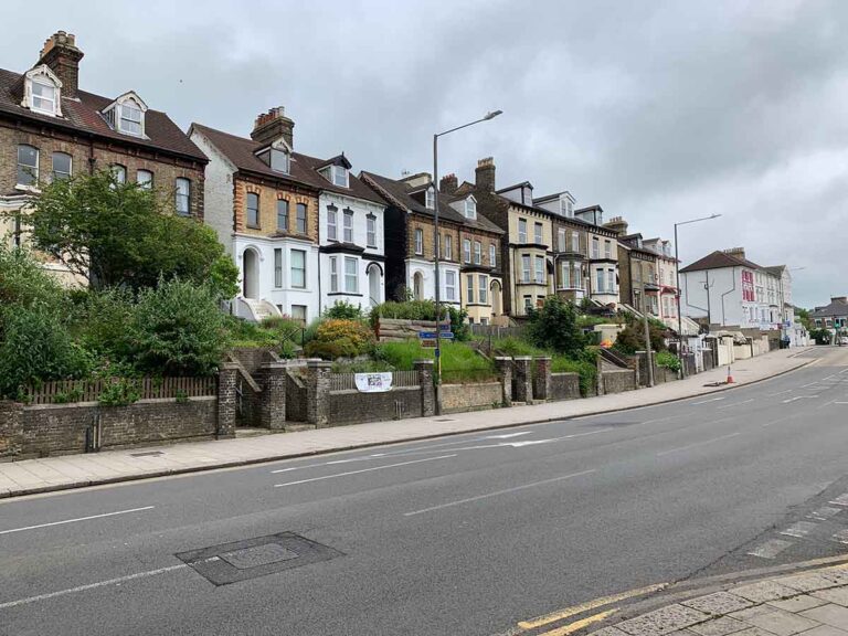 Bank repossessed houses for sale in Dover, Kent. Photo © Andrew Abbott (cc-by-sa/2.0)