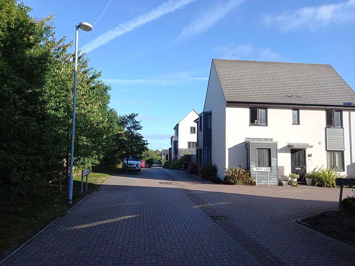 Bank repossessed houses for sale in Telford, Shropshire. Photo © Richard Law (cc-by-sa/2.0)