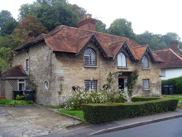 Photo of a beautiful foreclosed home in England. Photo © Michael Dibb (cc-by-sa/2.0)