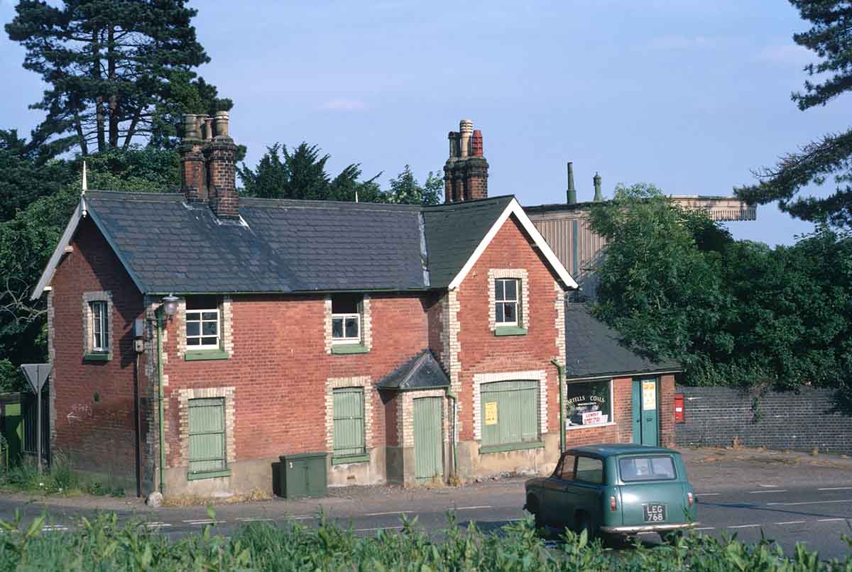 Derelict property for sale in Hemel Hempstead, Hertfordshire.