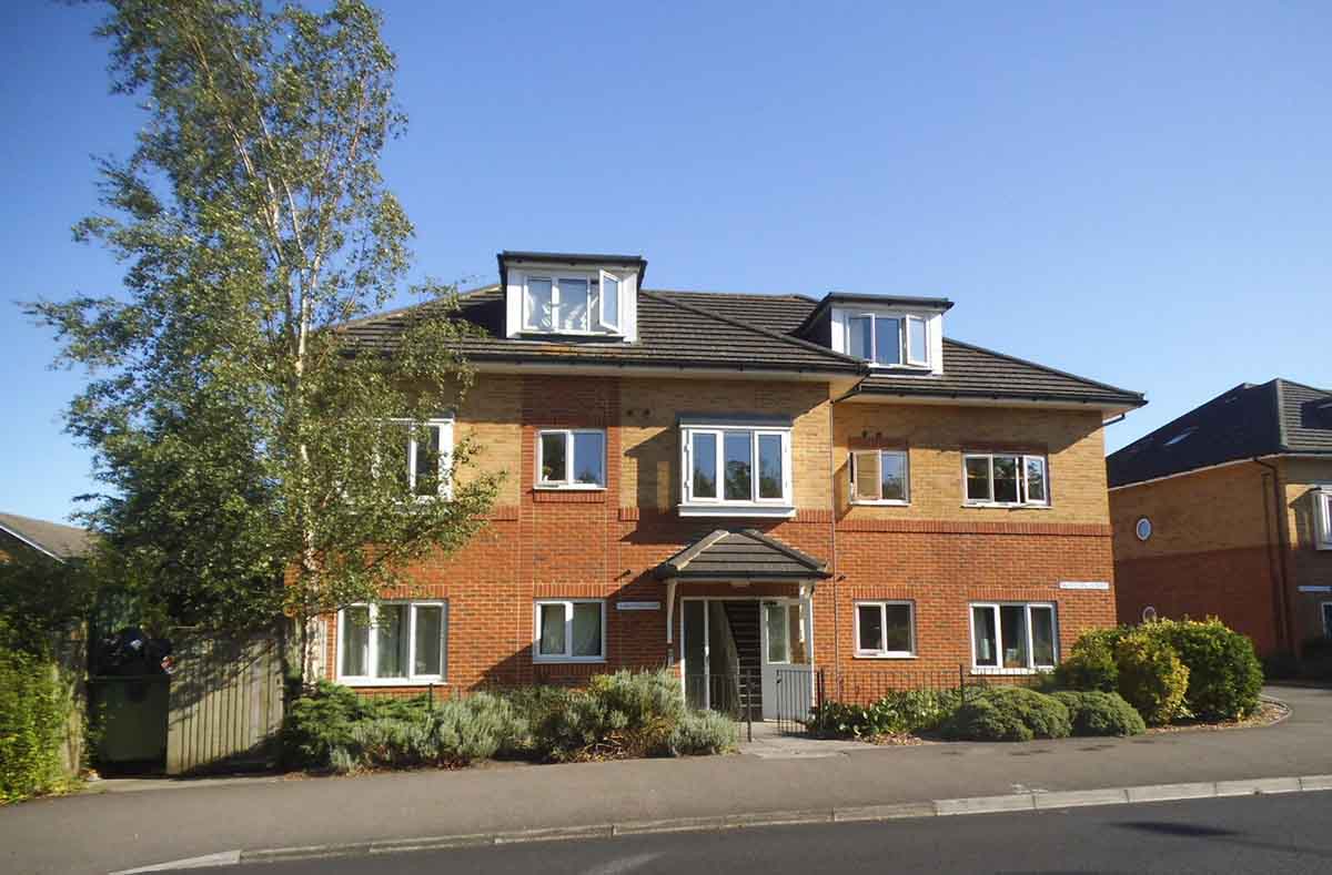 Flats for sale in bracknell, Berkshire.